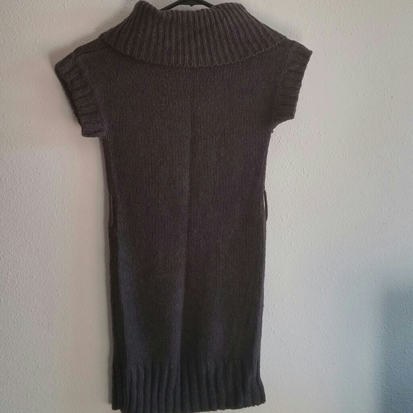 Gifted 🌸Girls🌸 Size Med Sweater Dress - Picture 6 of 6